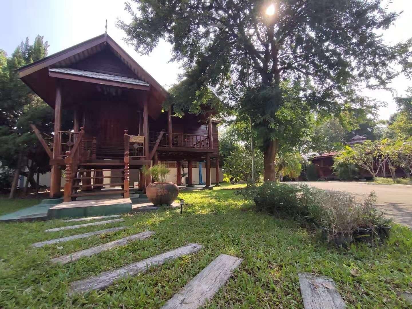 Capital O923 Elephant at Baan Tawai1