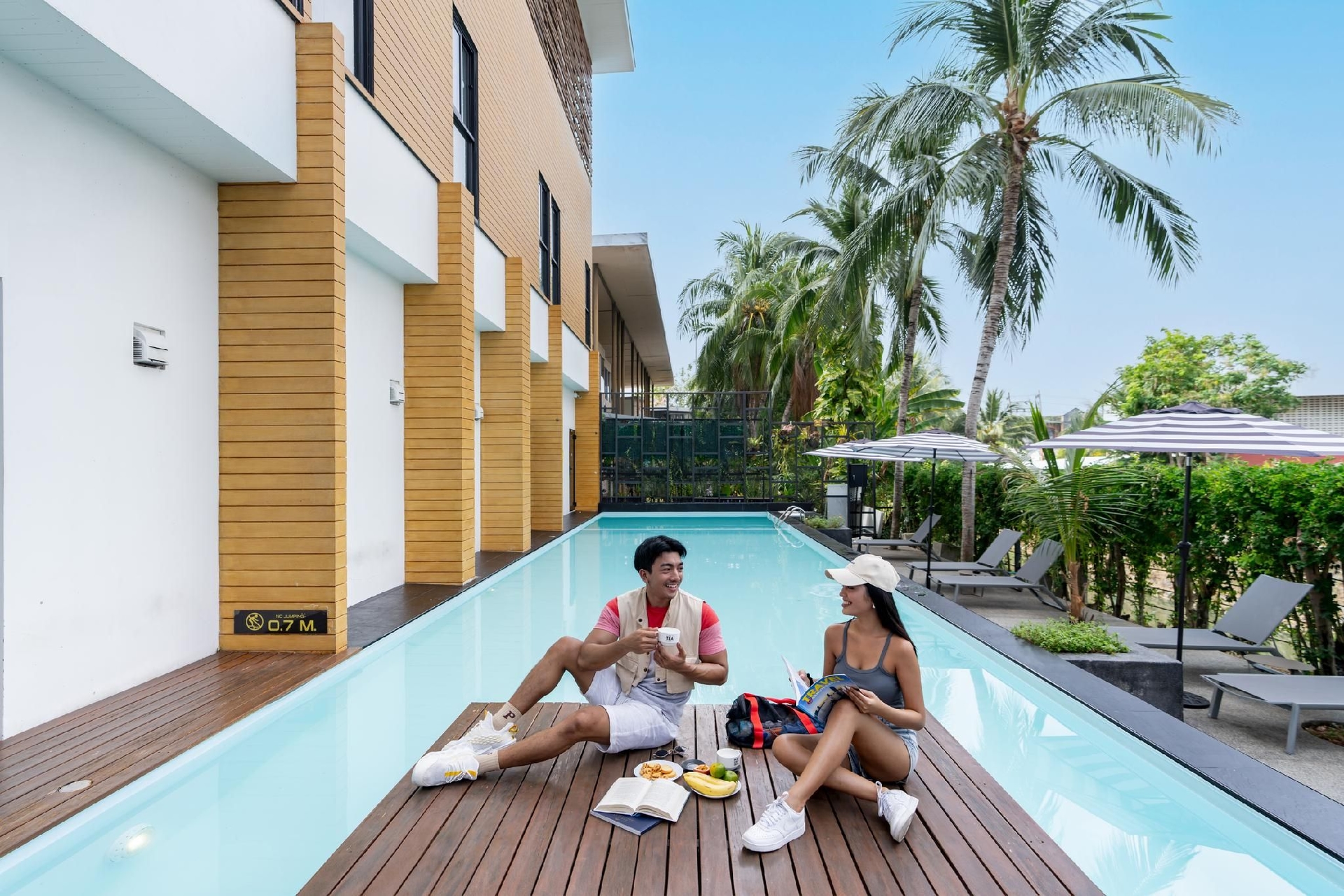บุ๊ค อะ เบด พอชเทล (Book a Bed Poshtel)1
