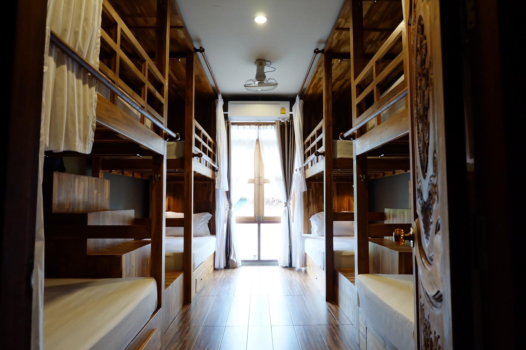 บลูม คาเฟ่.โฮสเทล (Lipe - Bloom Cafe and Hostel)3