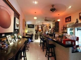 Bodega Phuket Party Hostel4
