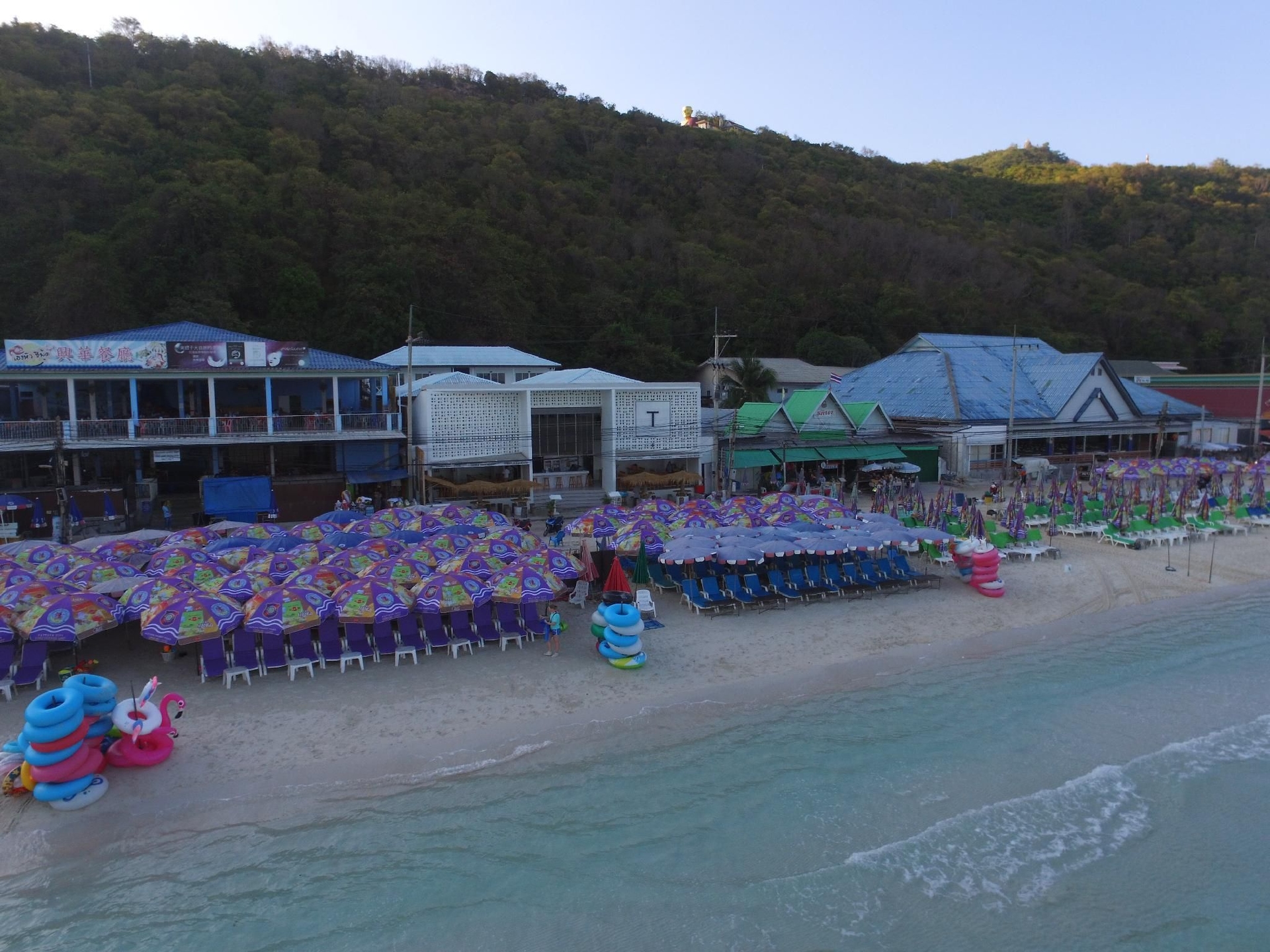 ตาแหวน บีช รีสอร์ต (Tawaen Beach Resort)4