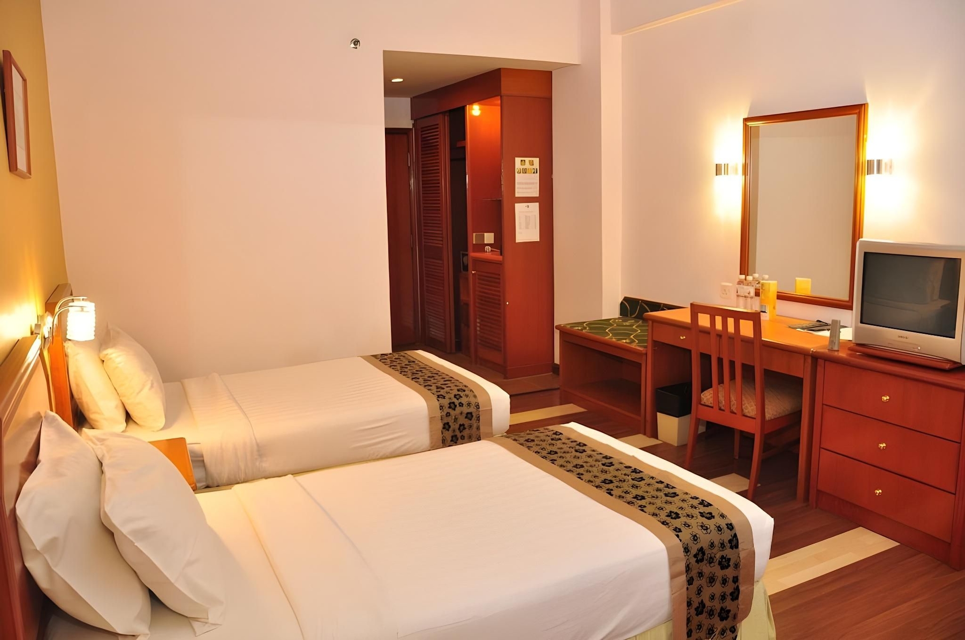 โรงแรมซันดากัน (Sandakan Hotel)3