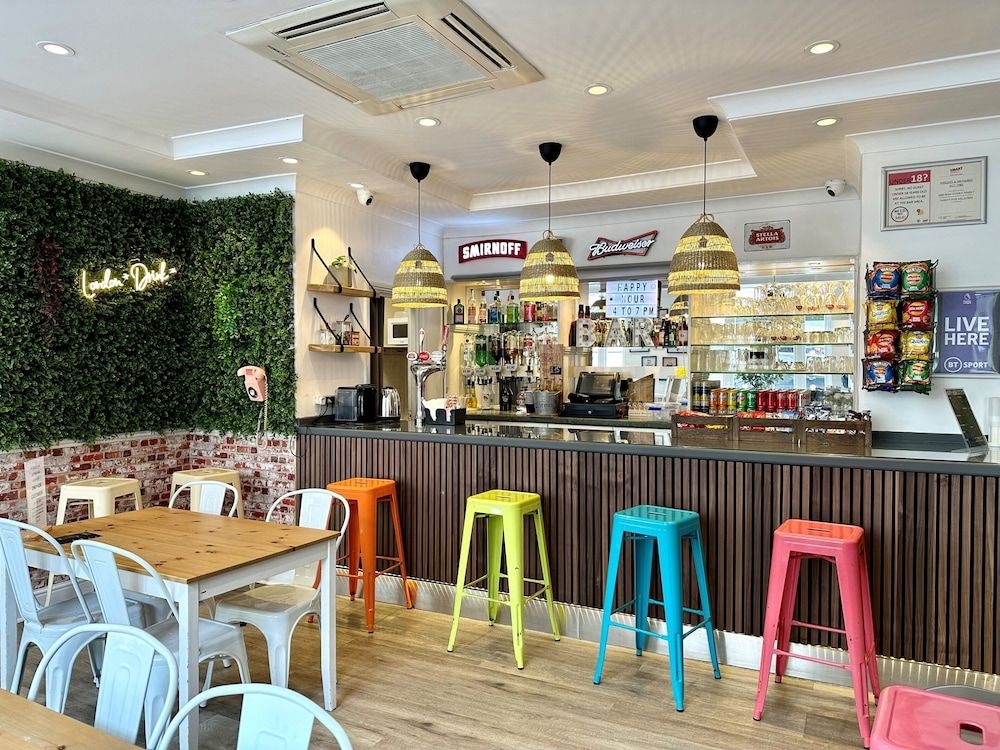 Smart Hyde Park View2