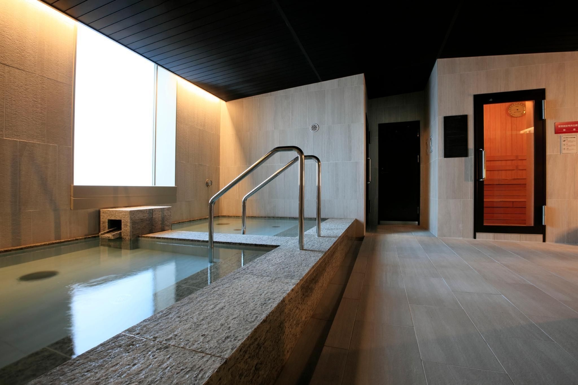HOTEL COLLECTIVE2
