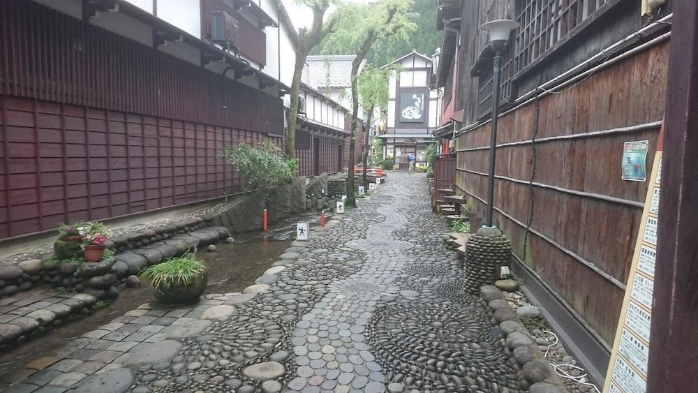Yanaka no Taisuke1