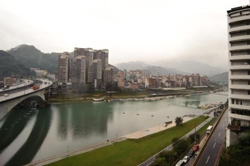 โรงแรมบิทาน (Bitan Hotel)4