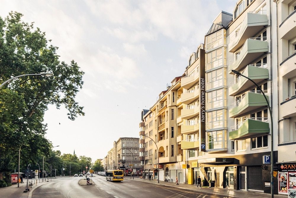 Golden Tulip Park Consul Berlin2