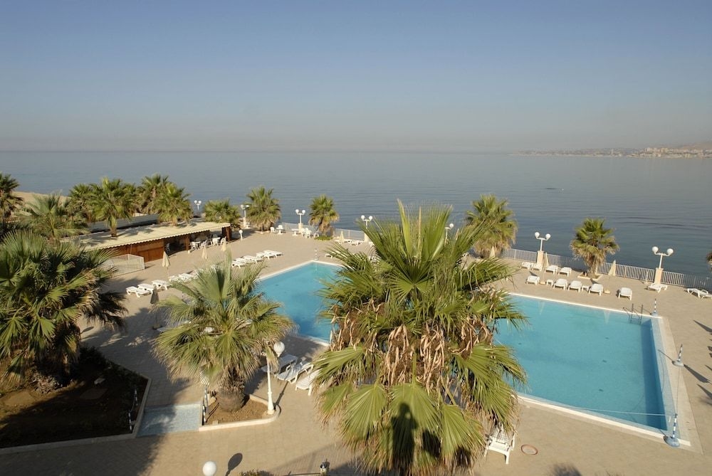 Dioscuri Bay Palace1