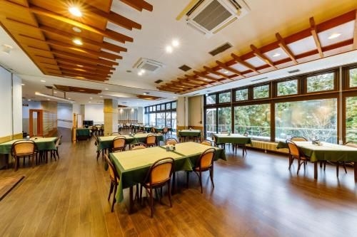 เซอรูเลียน รีสอร์ท อาโอนิ (Cerulean Resort AONI)1