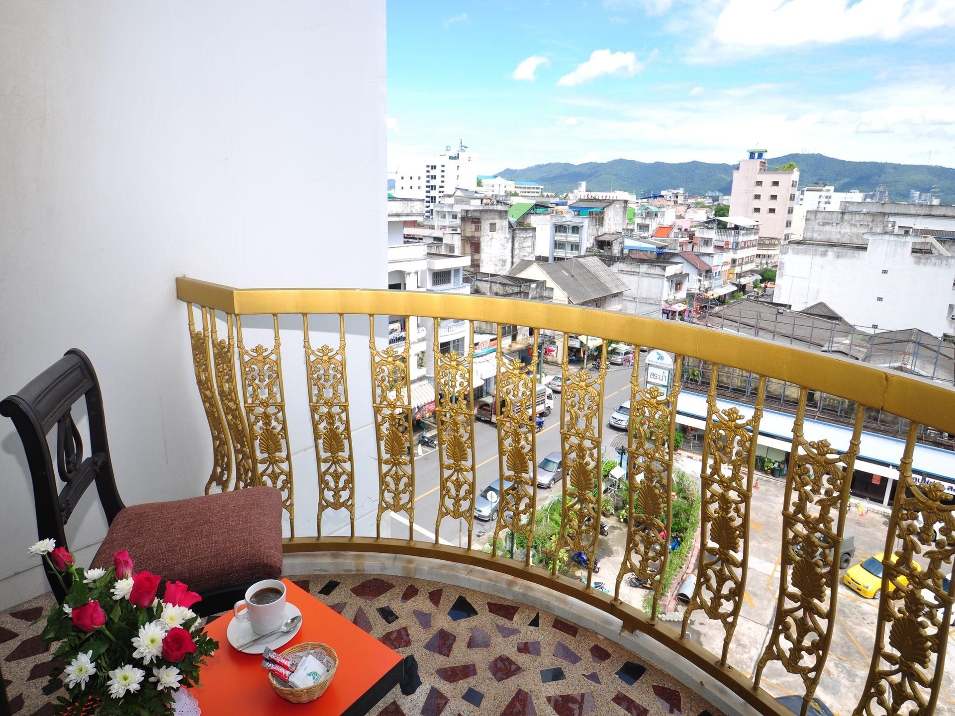 โรงแรมบีพี แกรนด์ สวีท (BP Grand Suite Hotel)4