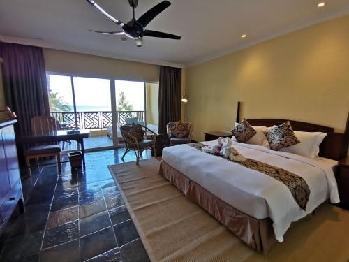Palm Beach Resort & Spa4