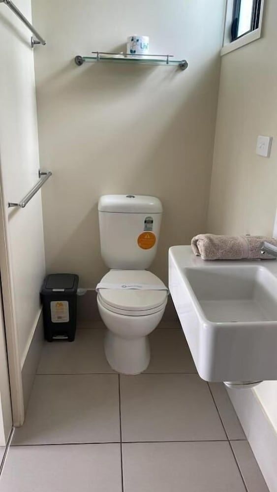 Monto Three Moon Motel4