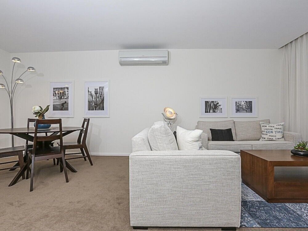 Accommodate Canberra - Quayside4