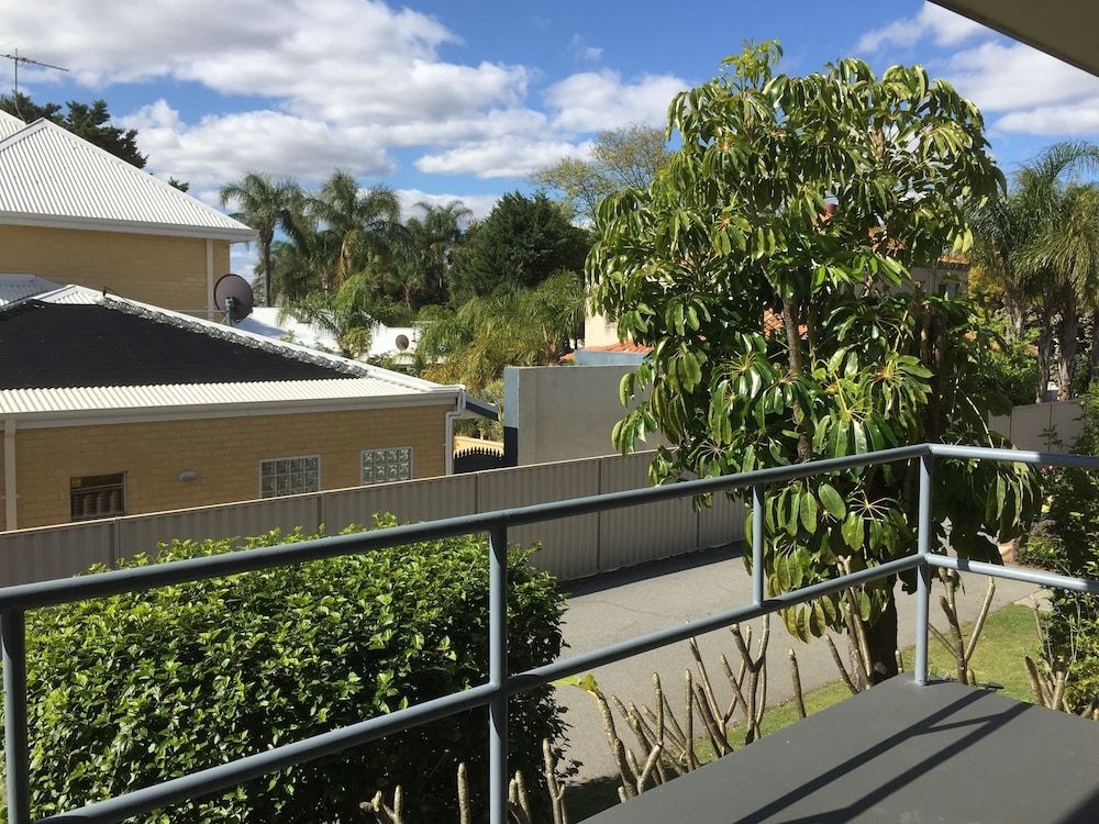 Applecross Village Residence2