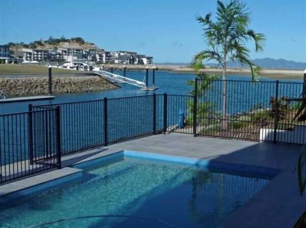Waters Edge Townhouse 41