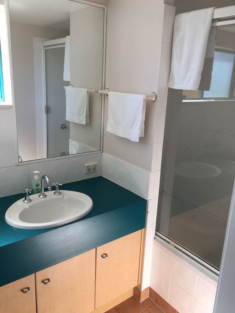 Broadbeach Studios4