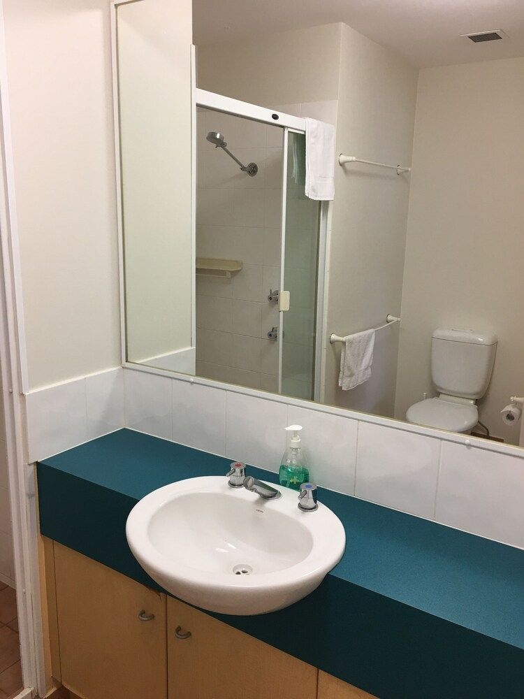 Broadbeach Studios3