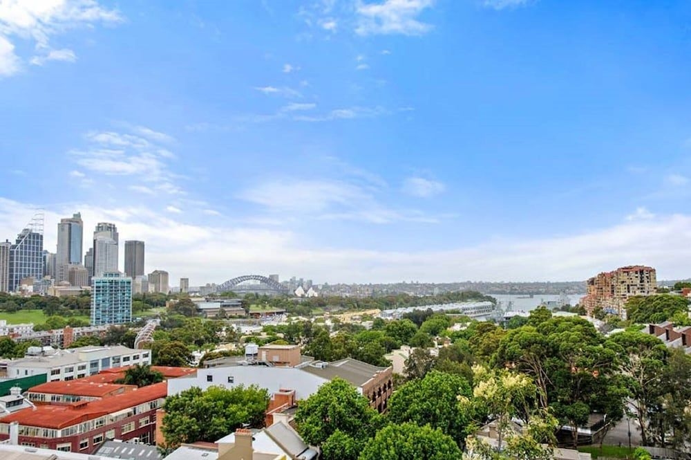 Bridge and Sails - Views of the Bridge and Opera House from this Executive 2BR Apartment in Darlinghurst0