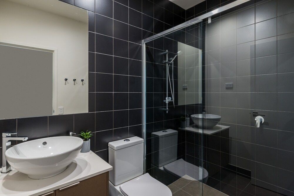 Round About Bulimba - Executive 3BR Bulimba apartment near Oxford St shops and restaurants0