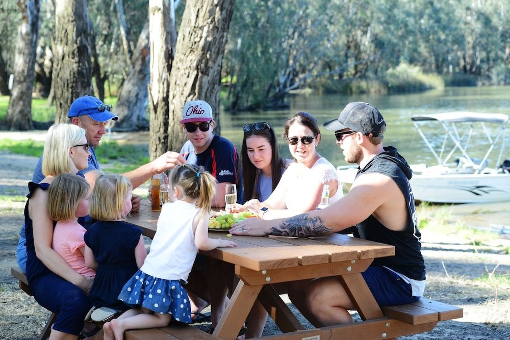 Corowa Bindaree Holiday Park4