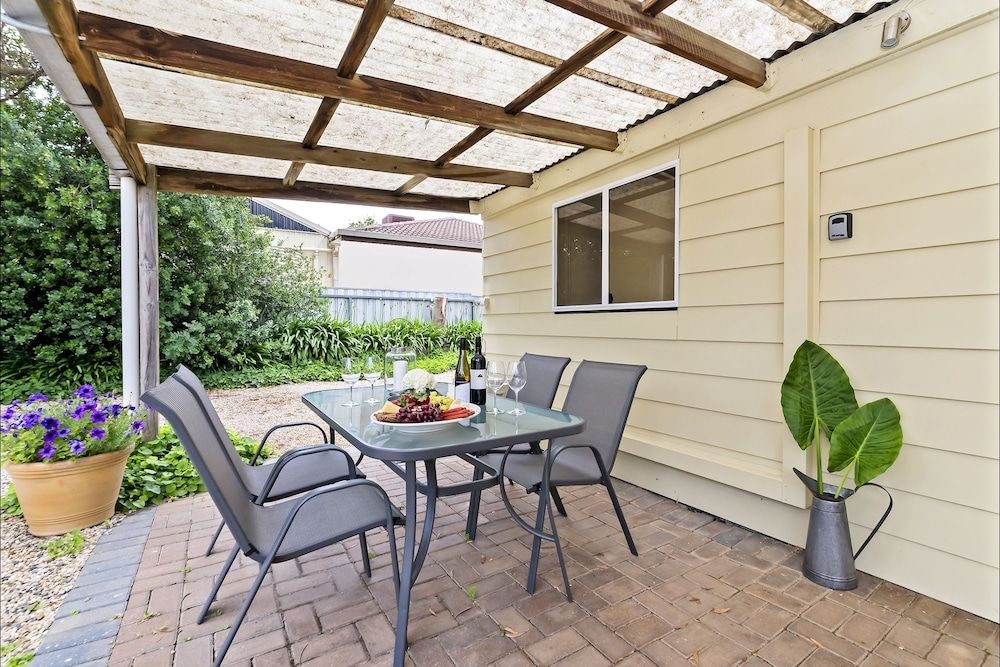 Pembury Cottage1