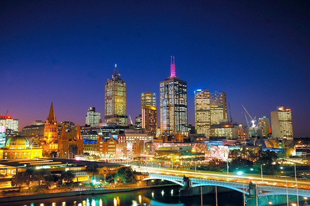 Mega Style Apartments Southbank Crown0