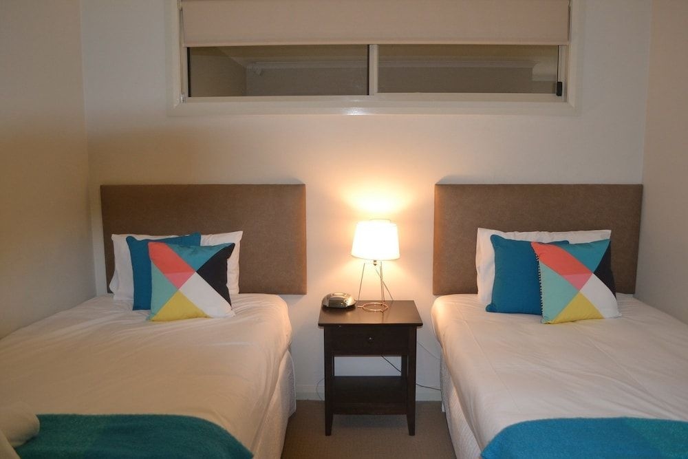 Cypress Water Front Apartments4