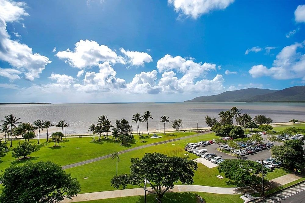 Oceanview 6 at 181 The Esplanade3