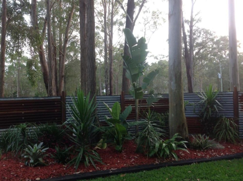 Mistinthegumtrees Eco Luxury Cabins1