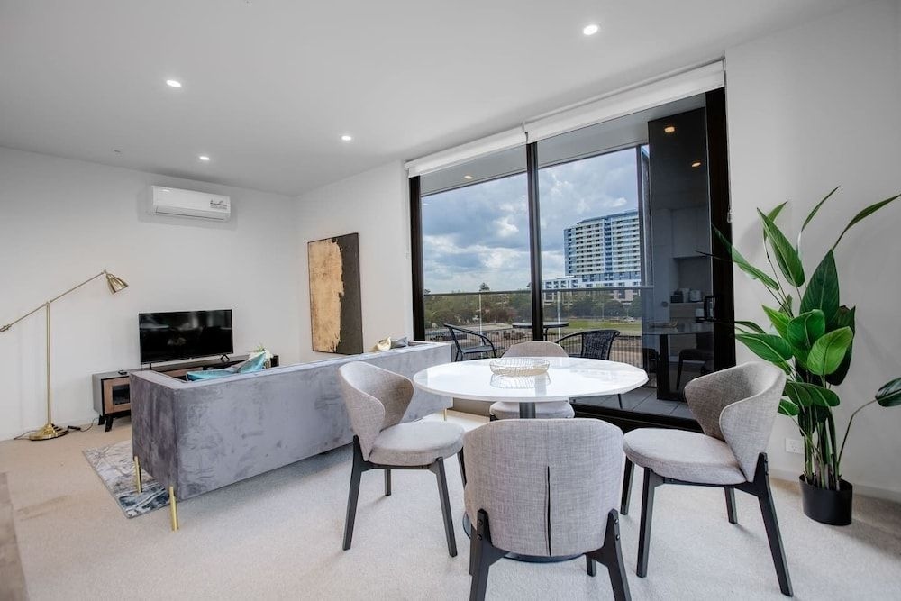 Designer 2BR with Carpark Monash Uni At Caulfield3