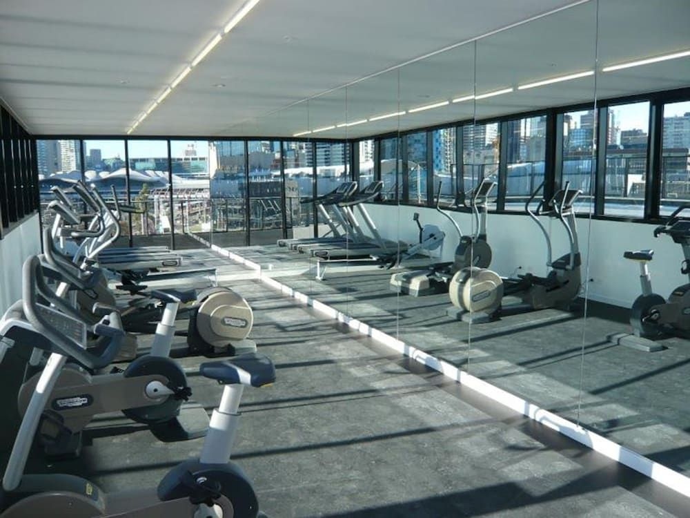 Royal Stays Apartments Melbourne - Docklands3