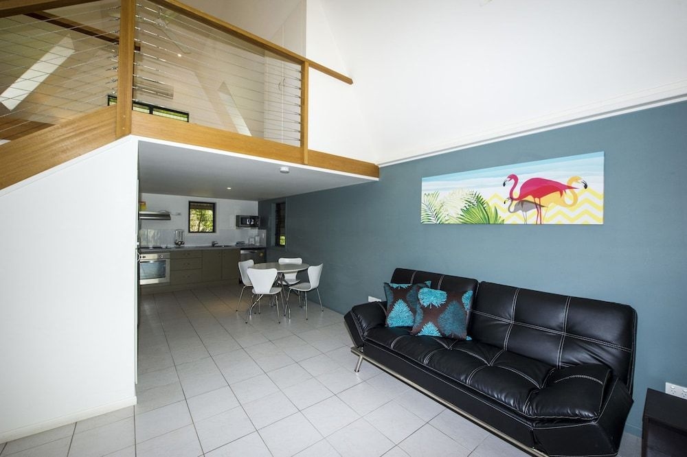 Canopy Chalet 104