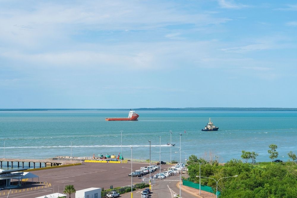 Darwin Waterfront Apartments3