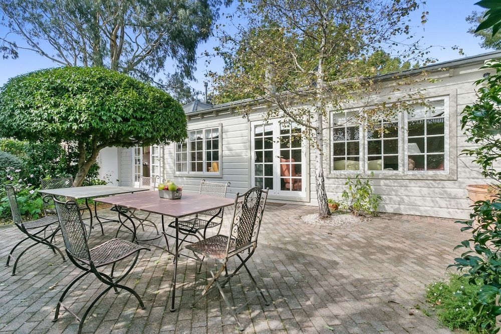 Lynton Cottage1