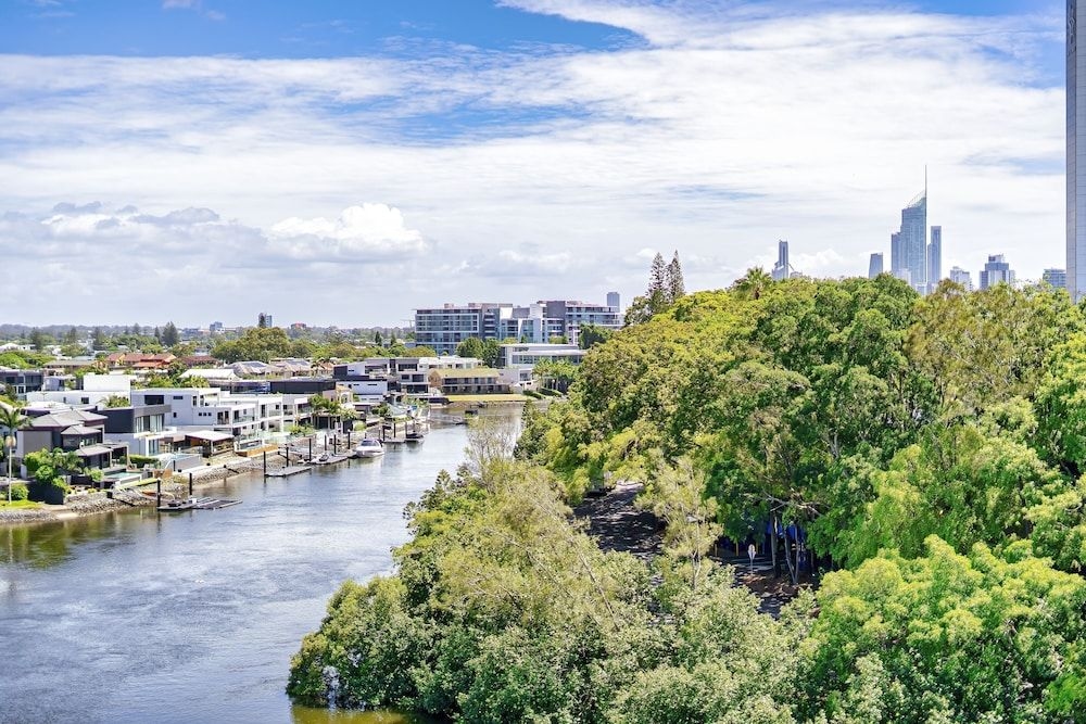 Spice Broadbeach - GCLR2