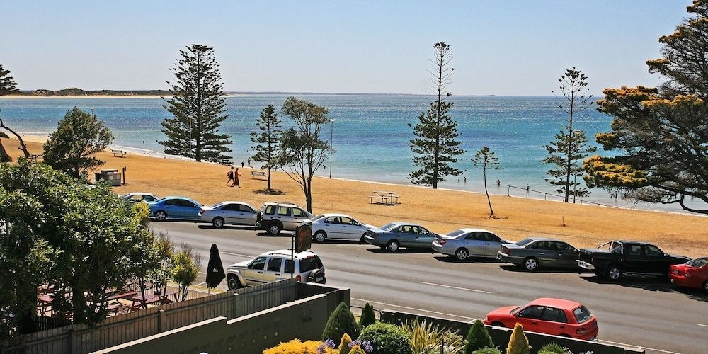 Two Bays Apartments, Australia2