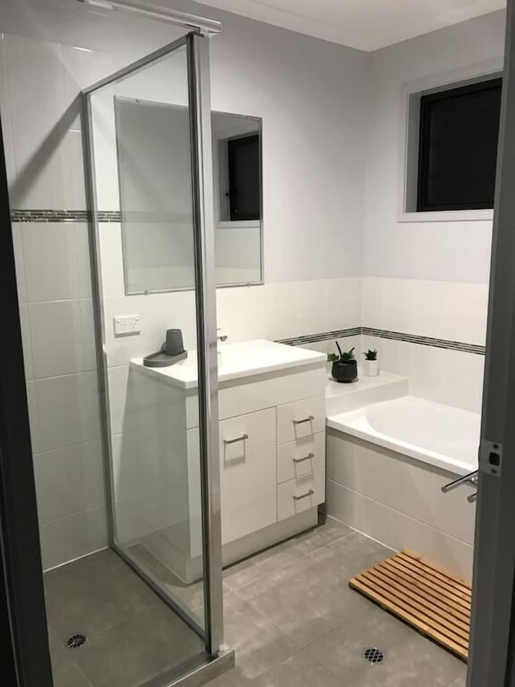 Hervey Bay Holiday Home3