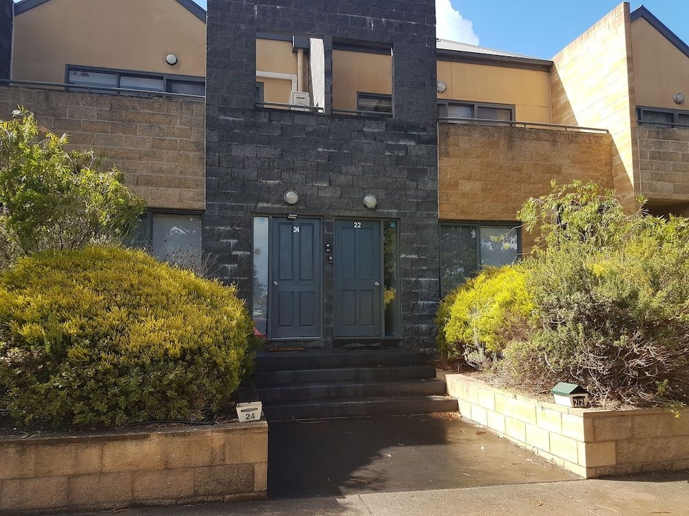 22 Gillies Street Apartments2