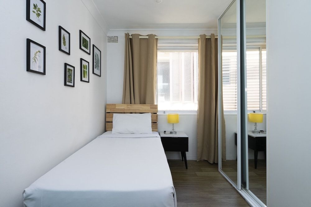 Manly Beachfront Apartment0