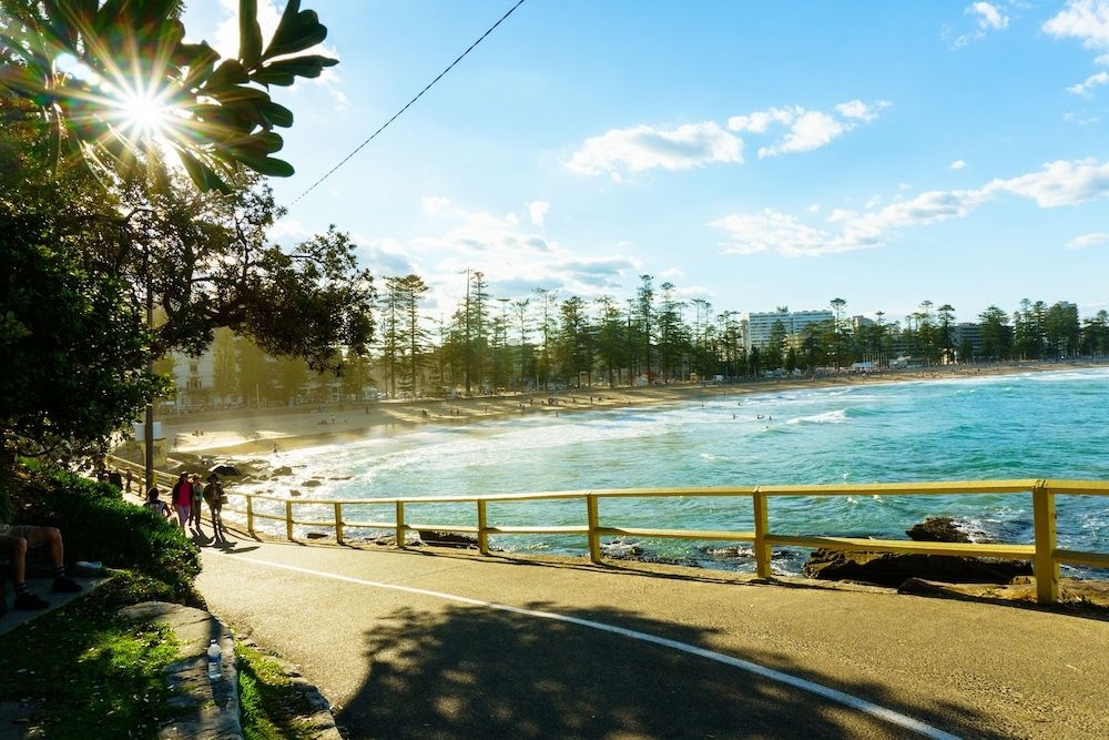 Manly Beachfront Apartment3