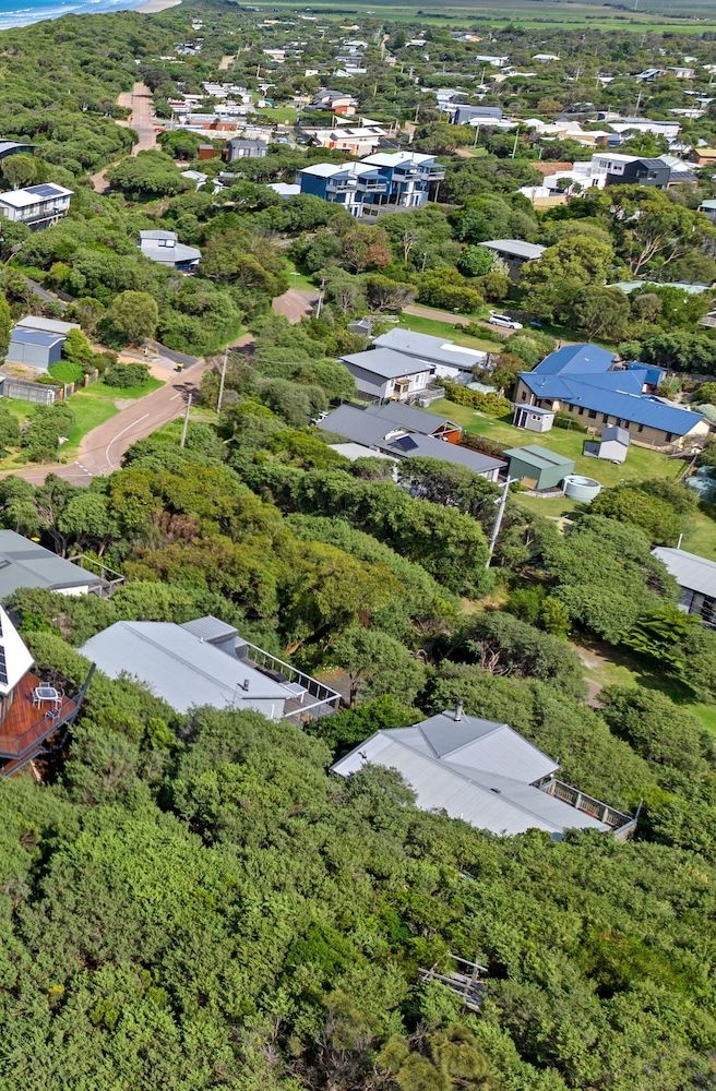 Sandy Point Beach Escape 2 Bedroom Apartment0