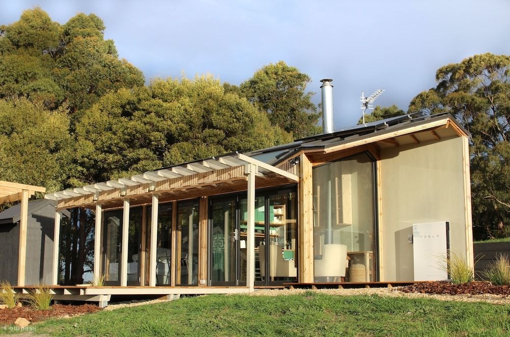 Compass Hut4