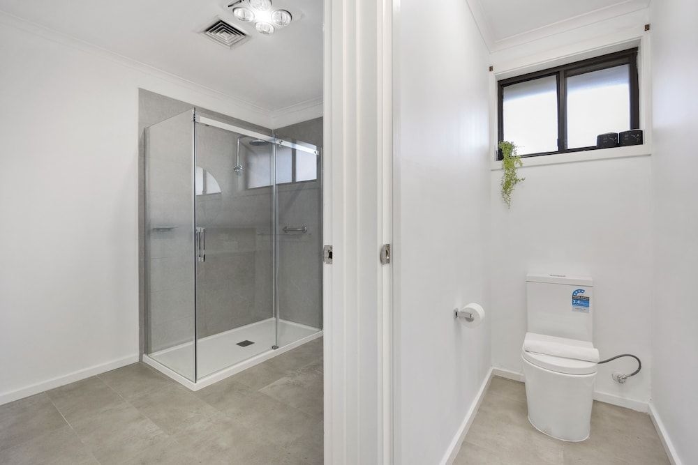 Econo Lodge Lilydale3