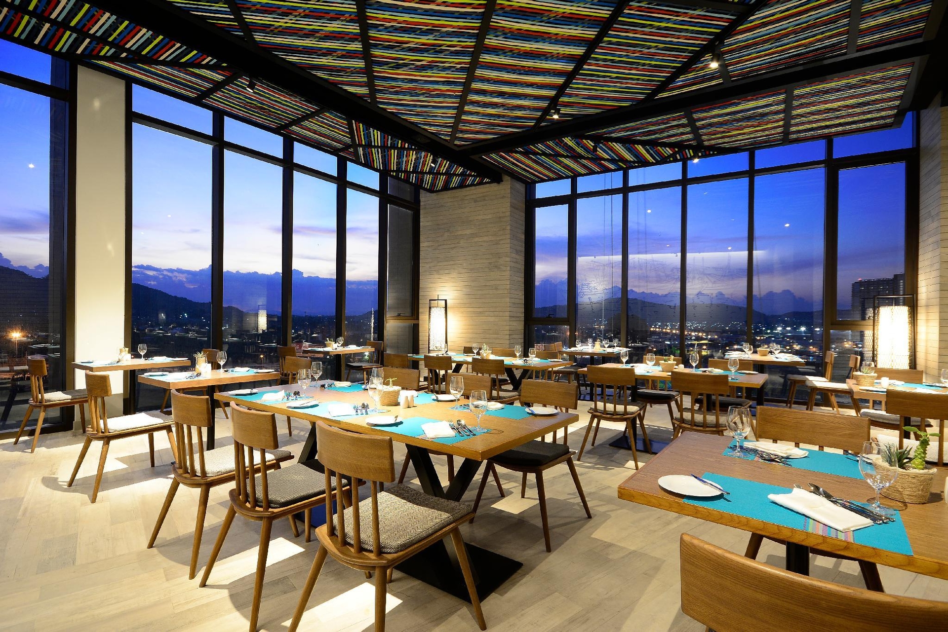 ฮอลิเดย์ อินน์ วานา นาวา หัวหิน (Holiday Inn Vana Nava Hua Hin)3