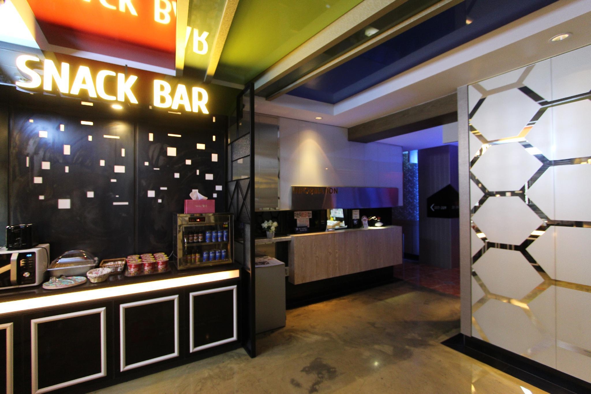Hera Hotel3