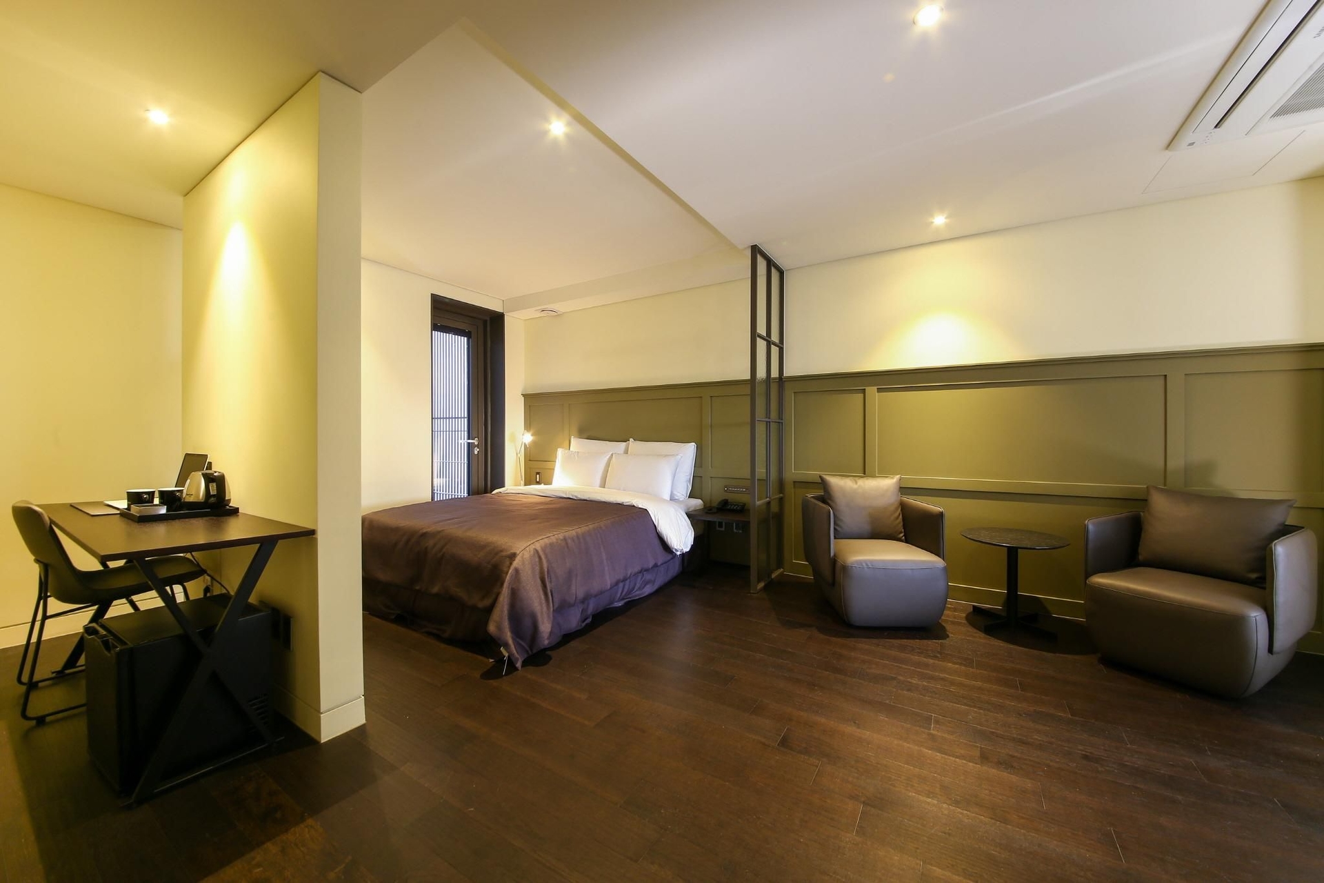โรงแรมซูวอน กาเดน (Suwon Hotel Gaden)1