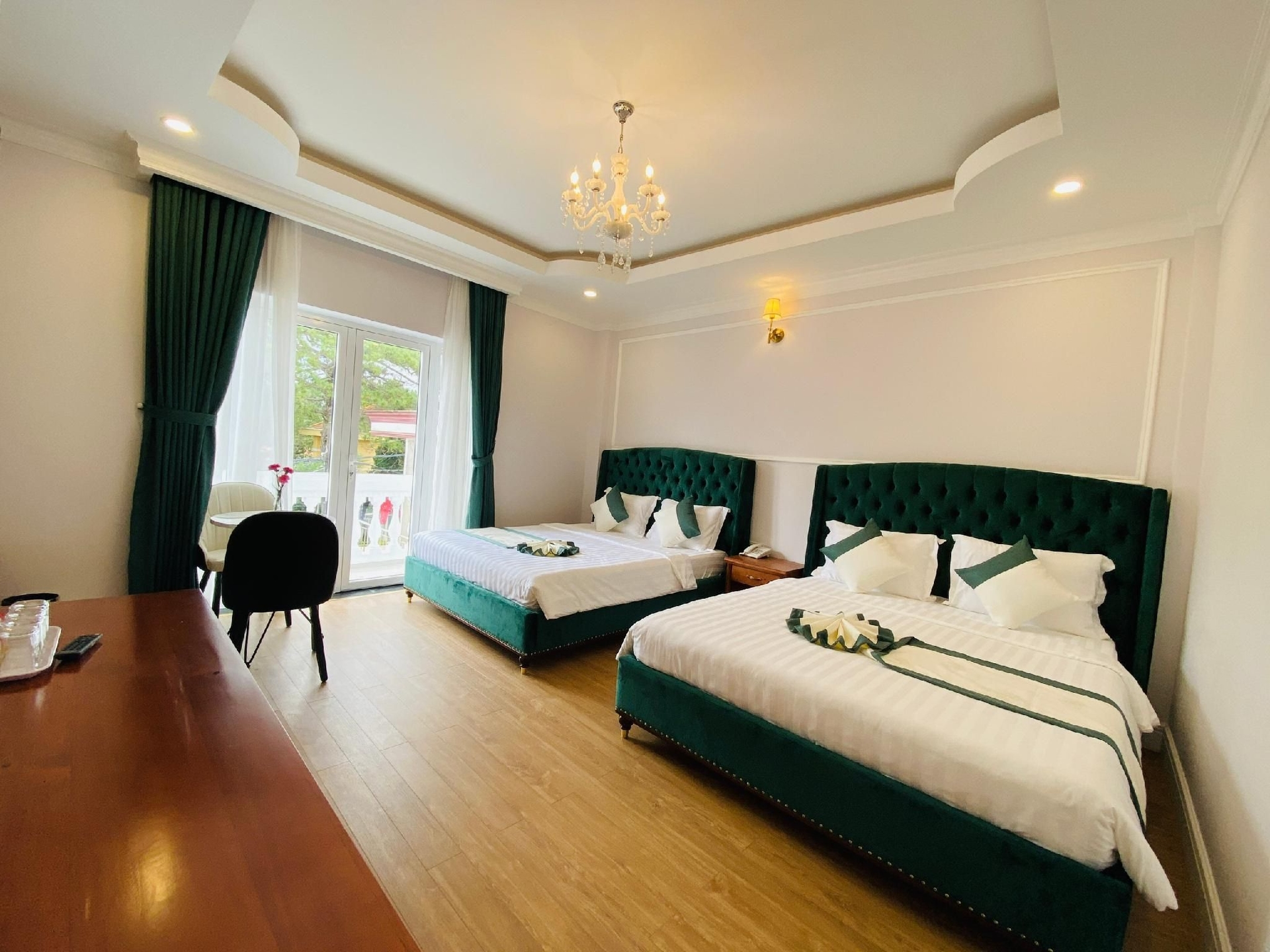 โรงแรมพีช วัลเล่ย์ (Peach Valley Hotel)2