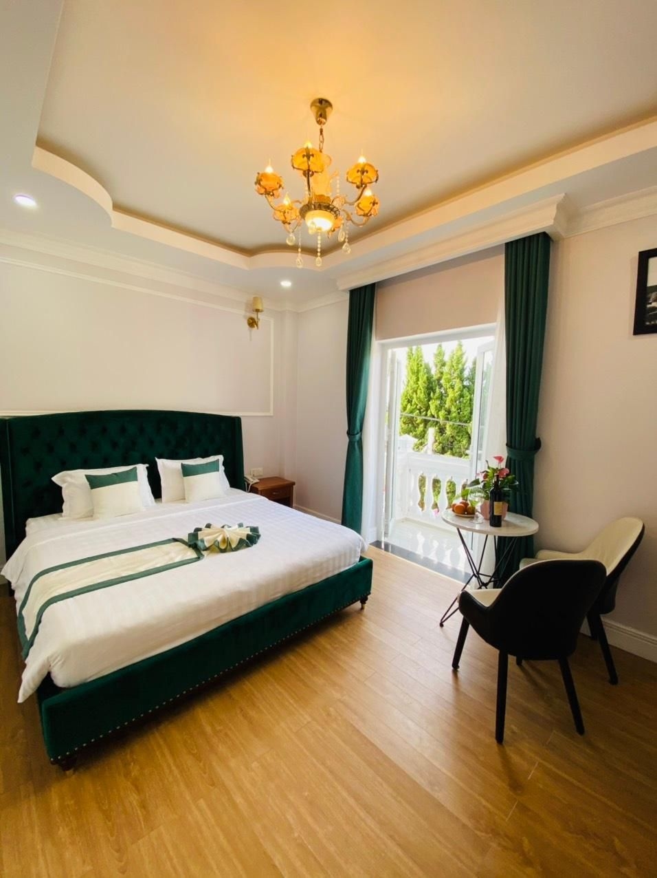 โรงแรมพีช วัลเล่ย์ (Peach Valley Hotel)1