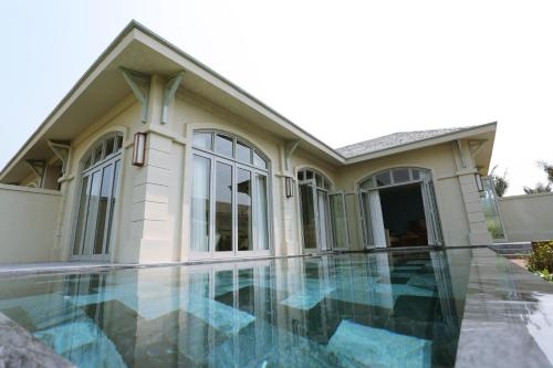 FLC Luxury Resort Samson3