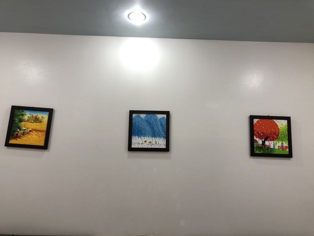 Catba Central Hotel 22